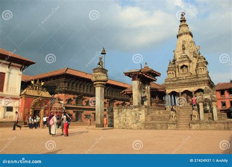 Bhaktapur Durbar Square editorial photography. Image of architecture - 27424937