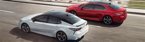 2019 Toyota Camry LE vs. SE: Trim Level Comparison | Seeger Toyota