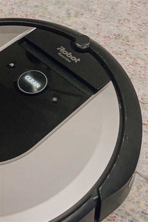 Roborock vs Roomba: Which Smart Vacuum is Better?