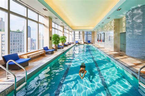 mandarin-oriental-new-york-spa-pool_1500_1000_70_c1 - Juju na Trip