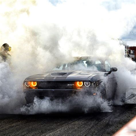 Top more than 157 dodge challenger burnout wallpaper super hot - in ...