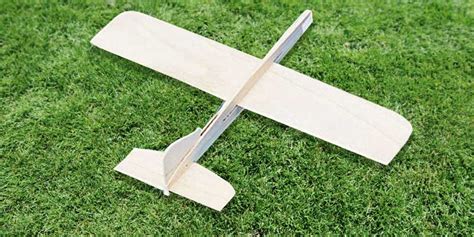 5 Best Balsa Gliders Reviews of 2023 - BestAdvisor.com