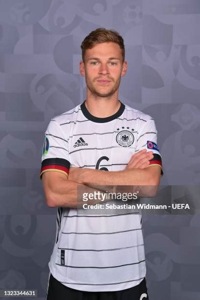 Joshua Kimmich Portrait Photos and Premium High Res Pictures - Getty Images