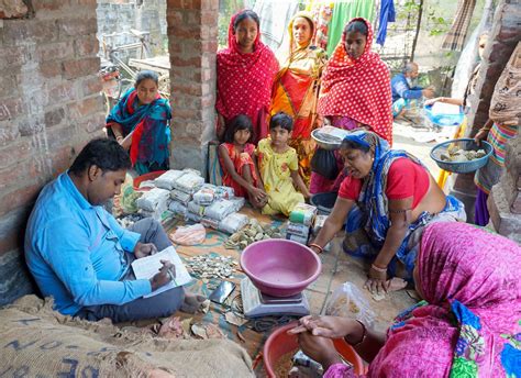 Women beedi workers’ health: up in smoke