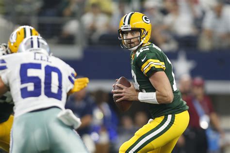 Aaron Rodgers Injures Thumb On Strip-Sack? LOOK: Dallas Cowboys at Green Bay Packers - FanNation ...