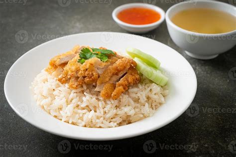 Steamed Rice with Fried Chicken or Hainanese Chicken Rice 8638798 Stock ...