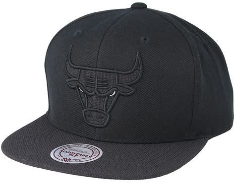 Chicago Bulls Full Dollar Black Snapback - Mitchell & Ness cap ...