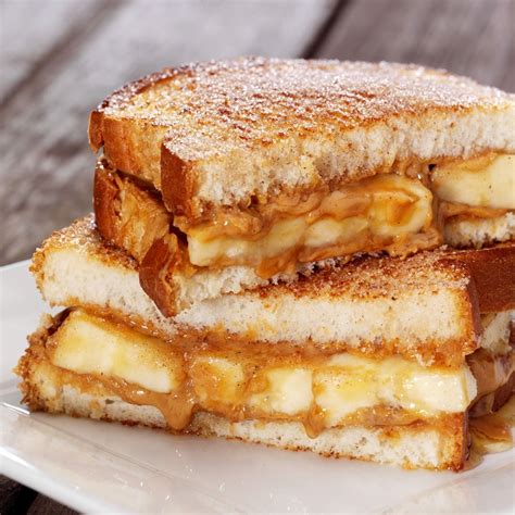 The Spiced Peanut Butter, Banana & Honey Sandwich Recipe | Rezept | Erdnussbutter, Lebensmittel ...