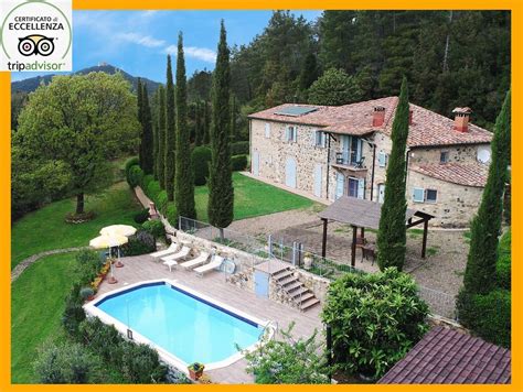 Tuscany Villa with pool - Villa le Capanne holday in private villas ...