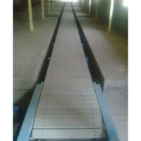 Bucket Belt Conveyor, Load Capacity: More than 1000 kg at Rs 150000 in ...