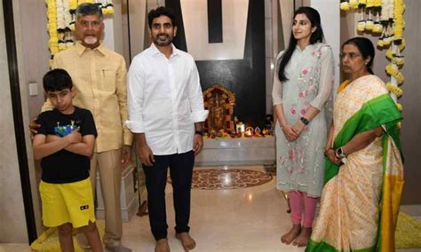 Pics: Nara Lokesh with family ahead of Pada Yatra - TeluguBulletin.com