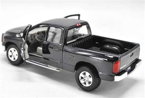 1:26 Black Maisto Diecast Dodge RAM 1500 Pickup Truck Model [NB2T057 ...