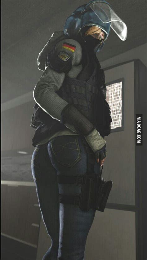 IQ (Rainbow 6: Siege) - 9GAG