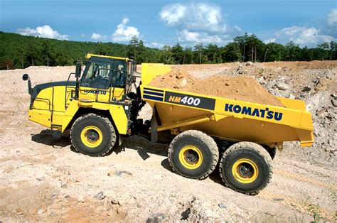 Komatsu launches HM400-5 articulated dump truck | Equipment World