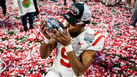 Ole Miss dominates Penn State in Peach Bowl to earn historic win total | Fox News