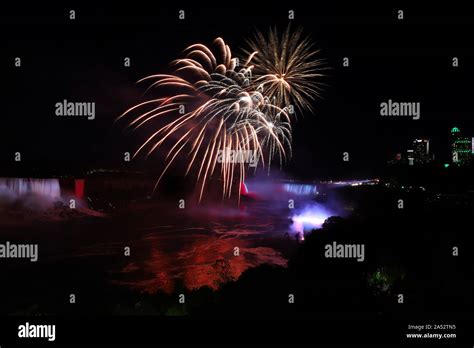 Spectacular FIreworks at Niagara Falls, Ontario, Canada Stock Photo - Alamy