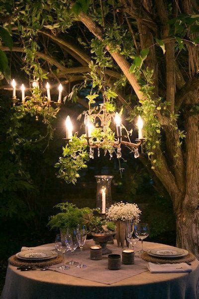 Romantic Dinner Table Ideas for Setting and Decoration | Founterior