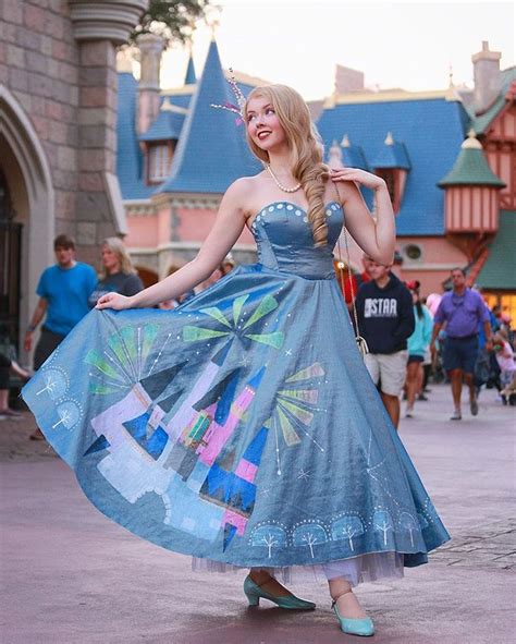 Disneyland Castle Dapper Day Outfit | Disney Outfit Ideas | Vintage ...