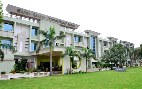 Manav Rachna International School - Sector 14 , Faridabad : Reviews ...