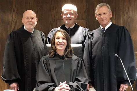 Pickaway Swears in Judge Elisa Peters as Circleville Municipal Court Judge - Scioto Post