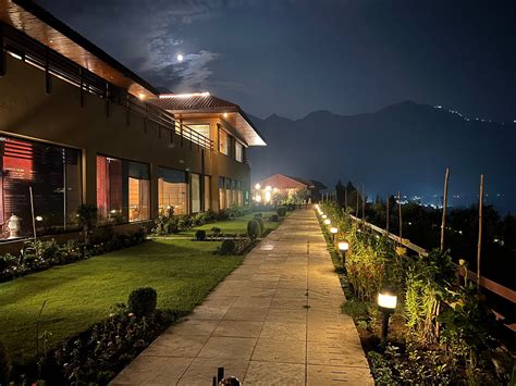 TAJ HOTEL: 2022 Reviews (Srinagar, Kashmir) - Photos of Lodge - Tripadvisor