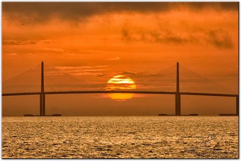 Sunshine Skyway Bridge | Sunshine skyway bridge, Skyway, Sunrise sunset