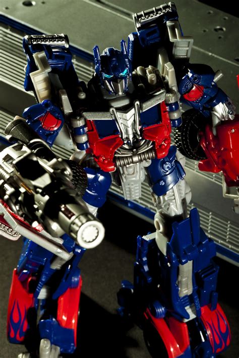 DA-03 Optimus Prime with MECHTECH Trailer - Ages Three And Up