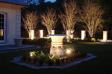 Landscape Lighting Design & Installation St. Louis | Dusk To Dawn