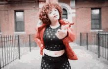 Foxmel Ice Spice GIF - Foxmel Ice Spice Rapping - Discover & Share GIFs