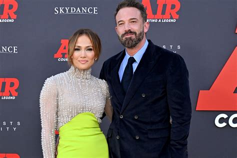 Ben Affleck's Daddy Skills "Brings Tears" To Jennifer Lopez's Eyes ...