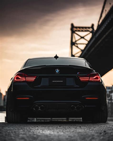 BMW M4 Full Black: Đẹp không thể cưỡng lại! Nhấp để xem ảnh!