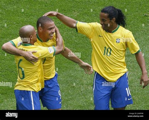 Ronaldo brazil ronaldinho hi-res stock photography and images - Alamy