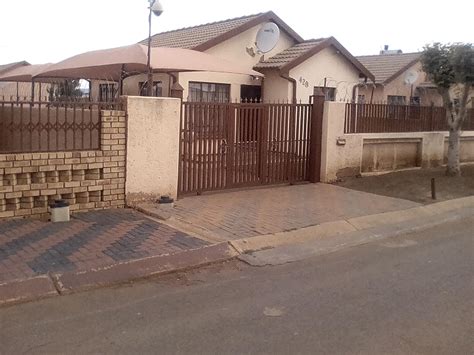 For-sale Houses Soshanguve Block Listings And Prices - Waa2