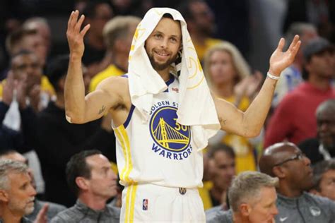 Steph Curry Had A Hilarious Interaction At The Free Throw Line