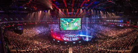 10 Wicked Cool College Esports Facilities | Animation Career Review