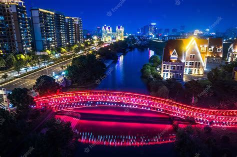 Premium Photo | Beautiful bridge with city in the night