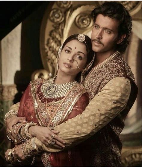 Aishwarya with Hrithik Roshan in Jodhaa Akbar | Tollywood