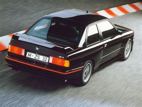 The 25 Greatest Boxy Cars of All Time | Bmw e30 m3, Bmw e30, Bmw m3 sport