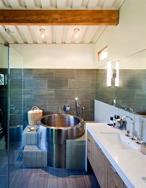 Japanese soaking tubs for small bathrooms as interesting idea for any house - Interior Design ...