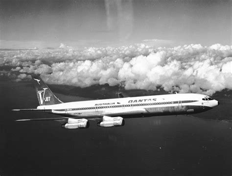 Boeing 707 Aircraft History Pictures and Facts