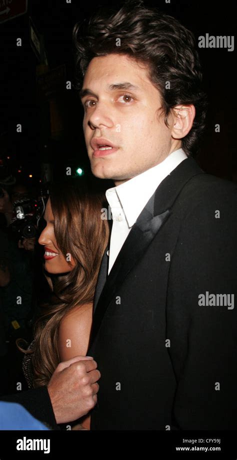 2007 jessica simpson john mayer hi-res stock photography and images - Alamy