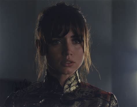 Ana De Armas’Blade Runner 2049′ Signed 11×14 - Shanks Autographs