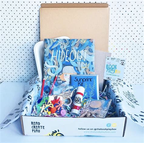 Designing Subscription Box Packaging with The Book Playbox – WindowsWear