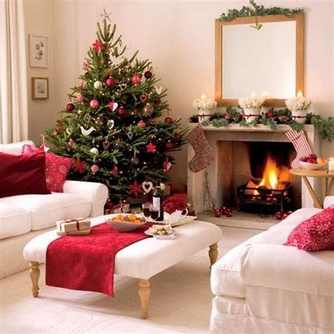 Glamorous fashion and style: luxurious christmas eve decorations