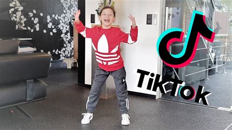 Should 8 Year Olds Be Using TikTok? – WLFA