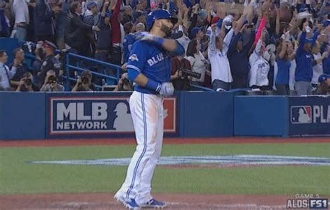 Jose Bautista unloads greatest bat flip in MLB history (Video) | Larry Brown Sports