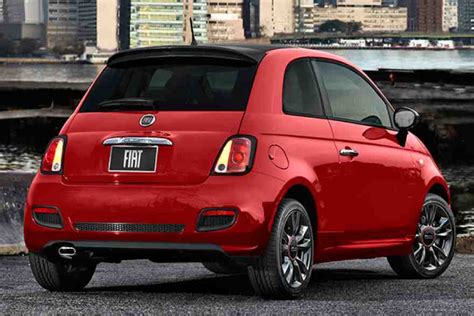 2018 FIAT 500: New Car Review - Autotrader