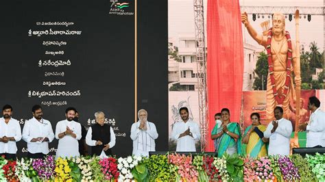 PM Modi unveils freedom fighter Alluri Sitarama Raju's statue in Andhra ...