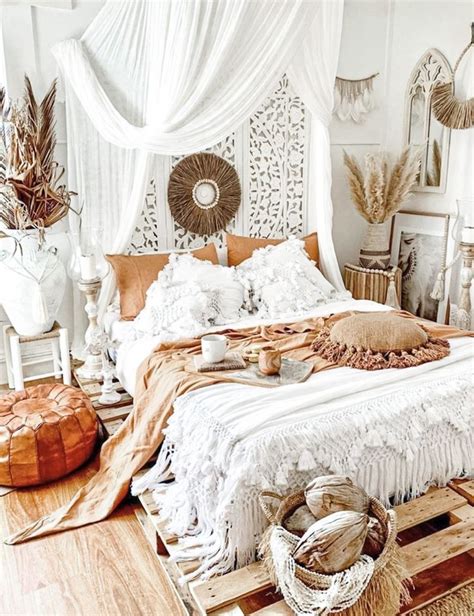 10 Style Tips for Your Boho Bedroom - DIY Darlin'