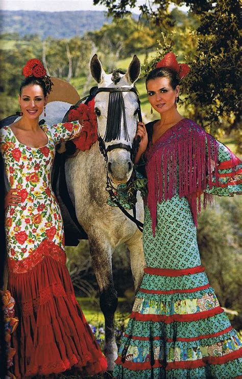 65 best Feria de Sevilla images on Pinterest | Flamenco dresses, Spain ...